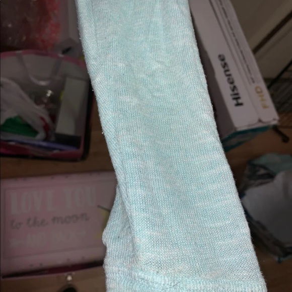 Pink Victoria secret sweater - Picture 2 of 4